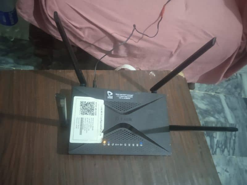 D-LINK 853 router (03462254952) 1