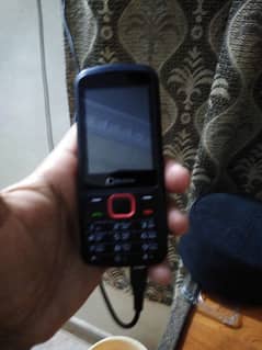 QMobile E4