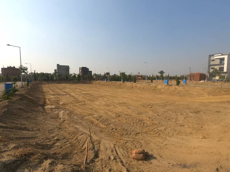 3 Marla Residential Plot For Sale Union Greens, Main College Road. 4