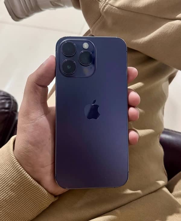 Iphone 14 pro max jv purple color 128 gb 10 by 10 2