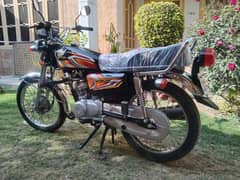 Honda bike 125 cc03266809651 agent for sale model 2022