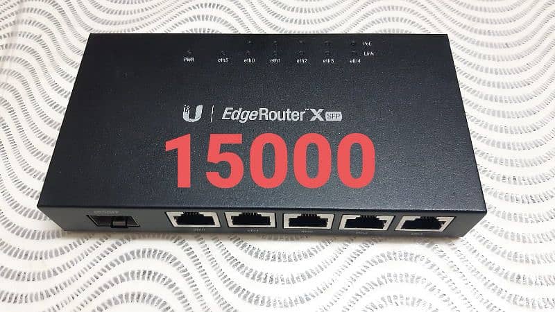 Mikrotik  router RB750r2 1