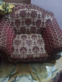 5 seater sofa set use condision