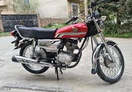 Honda CG 125 2017 Red in Original condition