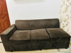 Sofa set in good condition available