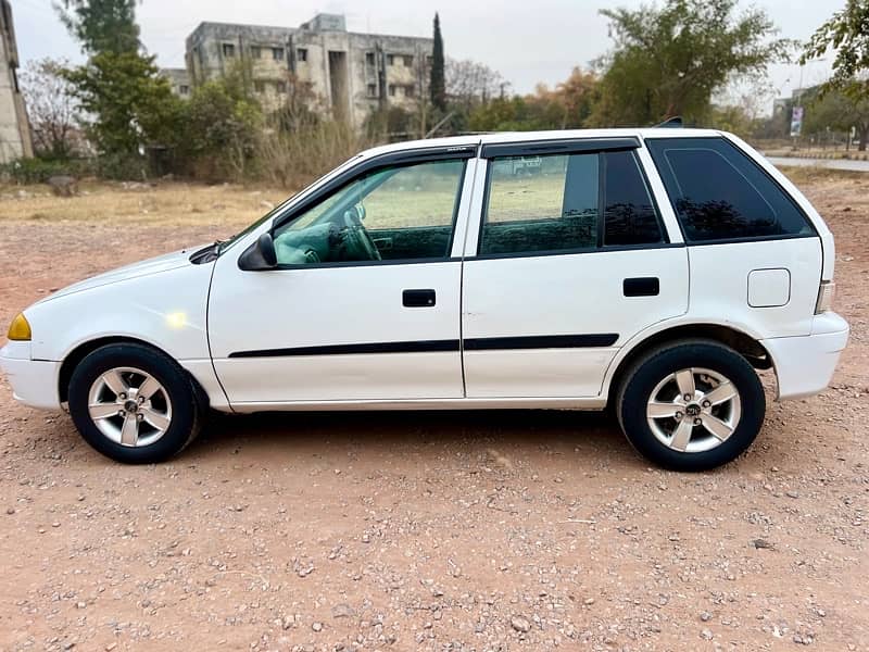 Suzuki Cultus VXR 2015 3