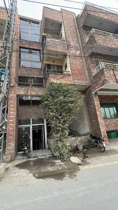 10 MARLA COMMERCIAL BUILDING FOR SALE FACING MULTAN ROAD AT IDEAL LOCATION OF ALLAMA IQBAL TOWN