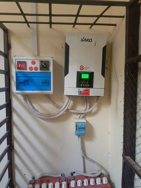 Sako 3.5kw Hybrid Inverter 1