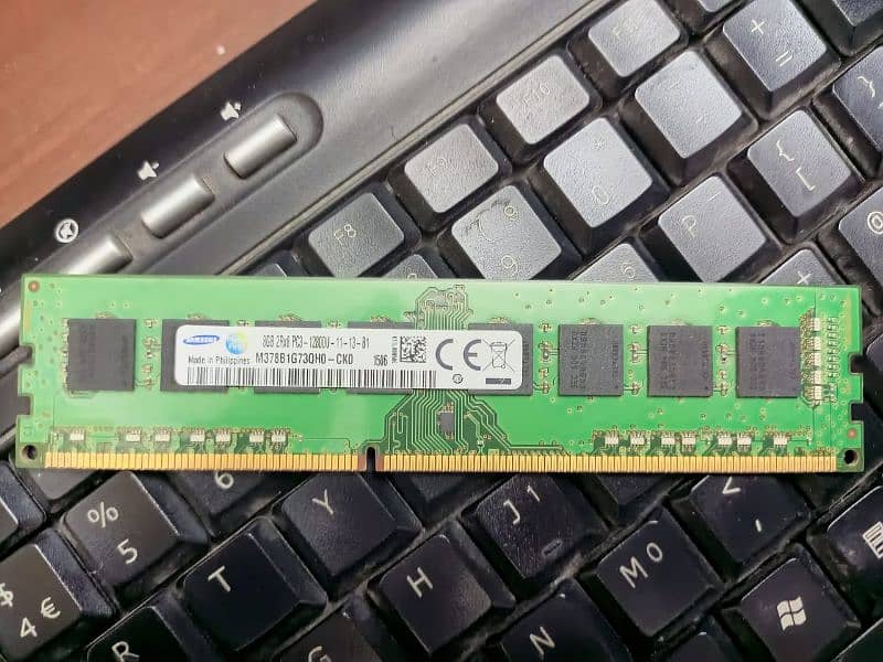 16gb ddr3 branded like new 2