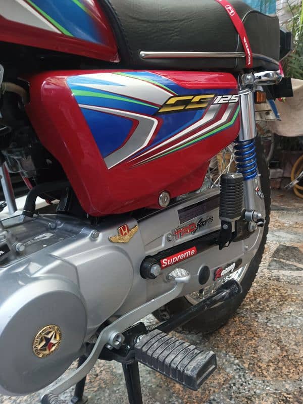 HONDA CG125 2022 model antique. . showroom condition 11