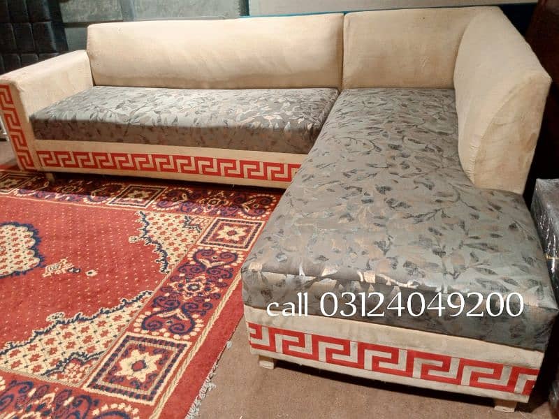 slightly used corner sofa call 03124049200 0