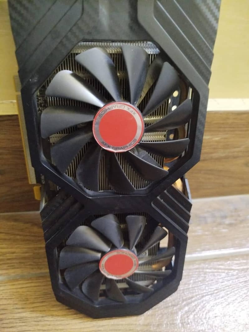 RX 580 2304sp 8GB 10/10 Condition Outclass 256 bit GDDR5 5