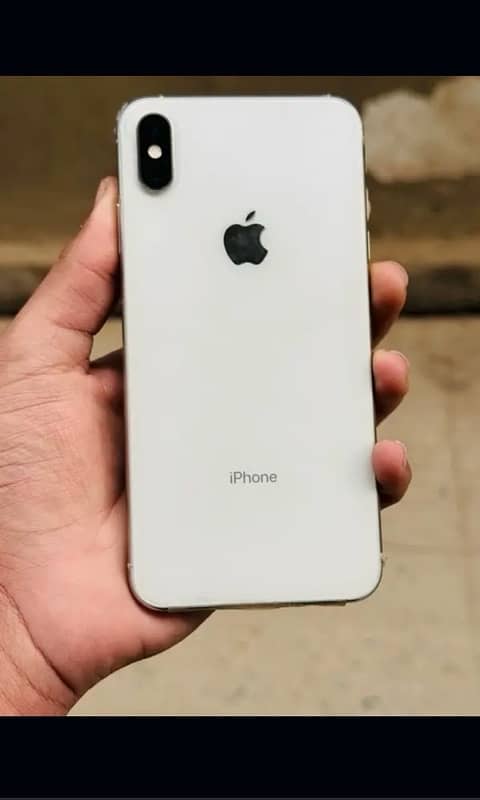 iPhone XS Max 0