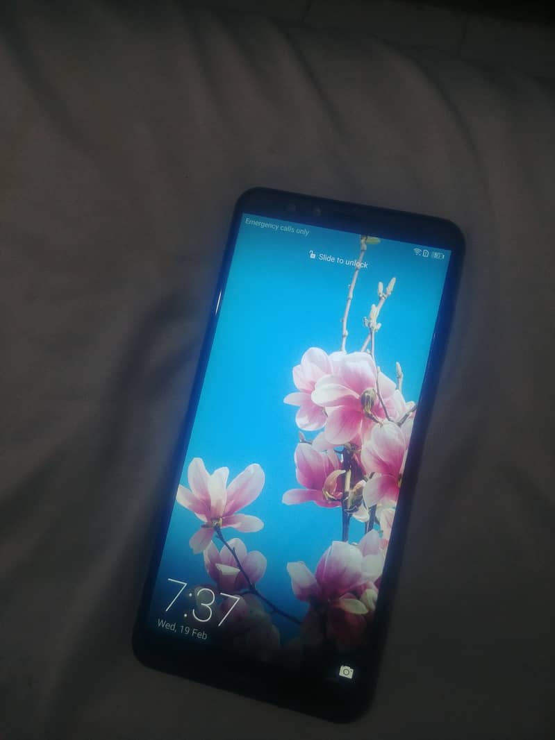 Huawei y9 2018 4/64 0