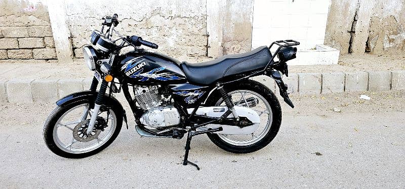 suzuki gs 150 2021 10