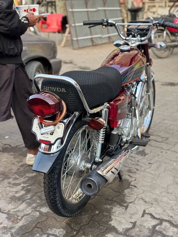 HONDA CG 125 2023 Model 4