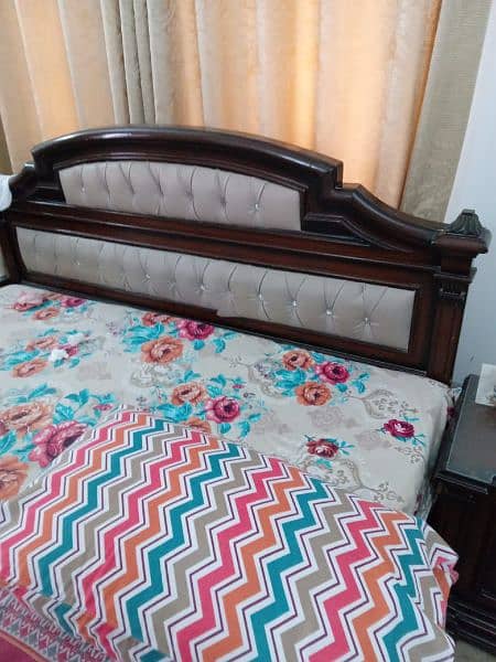 bed with mattress, dressing and side table 4