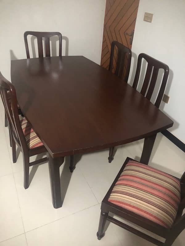 6 seater dining table 2