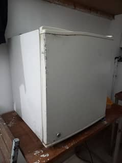 LG mini fridge