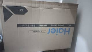 urgent sale. almost new haier led 32"