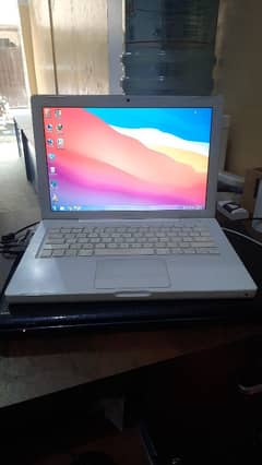 macbook 2008 with windows 7 excellent working