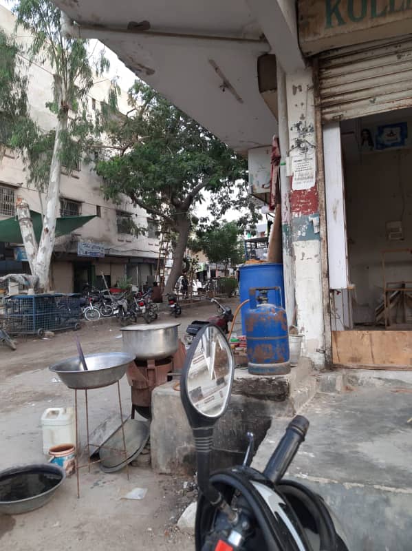 Book A Corner Shop Of 144 Square Feet In Gulshan-E-Iqbal - Block 5 Karachi 4