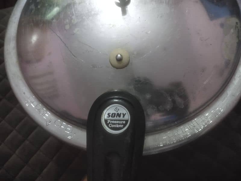 Sony Pressure Cooker original heavy weight 1