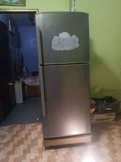 Haier jumbo size fridge dc inverter good condition