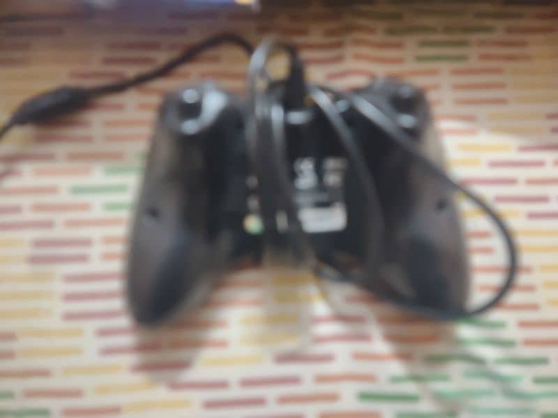 XBOX GAMING CONTROLLER 4