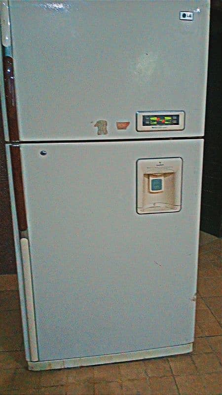 LG fridge for sale 3