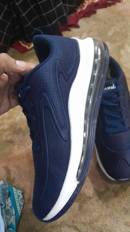 Nike airmax made by Vietnam 2