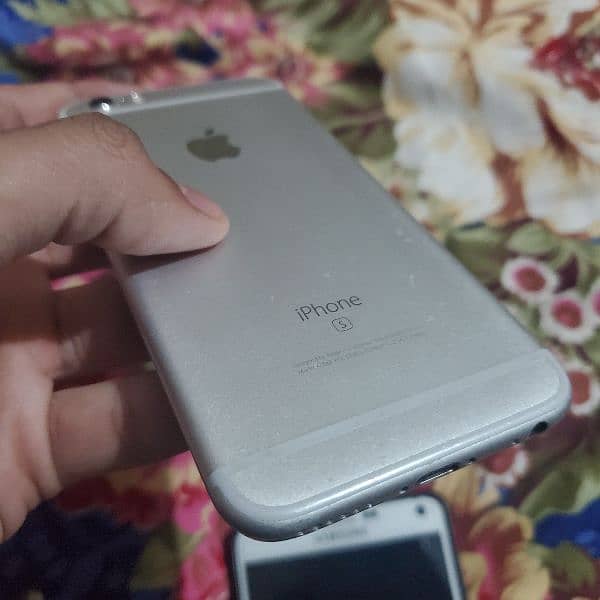 Iphone 6s officialy pta 128 gb urgent sell 8