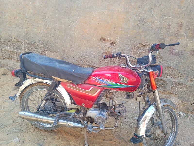 Honda cd70 2013 4