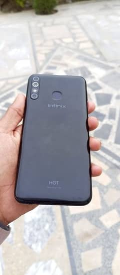 HoT 8 infinix