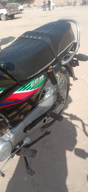 HONDA CD 70 MODEL 2017 karachi number ha 5