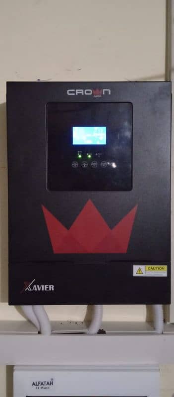 URGENT SALE CROWN XAVIER 3KW PV3000 HYBRID SOLAR INVERTER 1