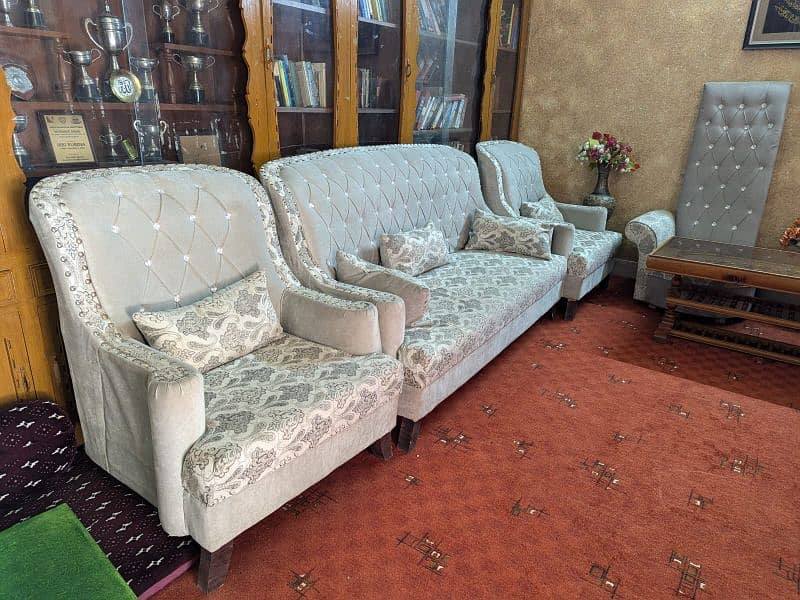 Sofa / 5 seater Sofa / elegant Sofa / sofa for sale 1