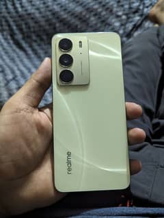 Realme C75 box open just