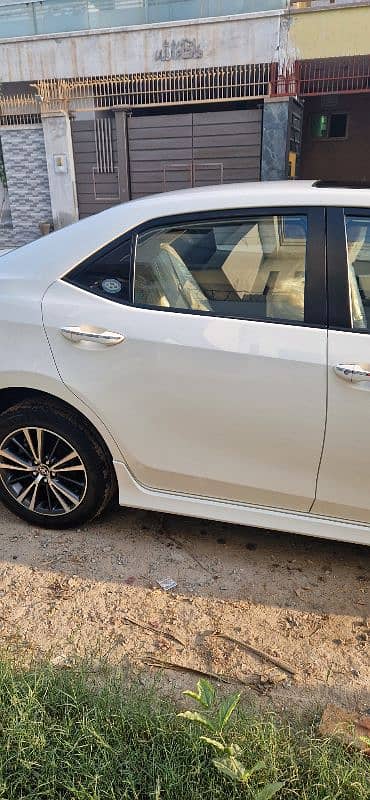 Corolla Altis  special addition contact on 03006550072 7