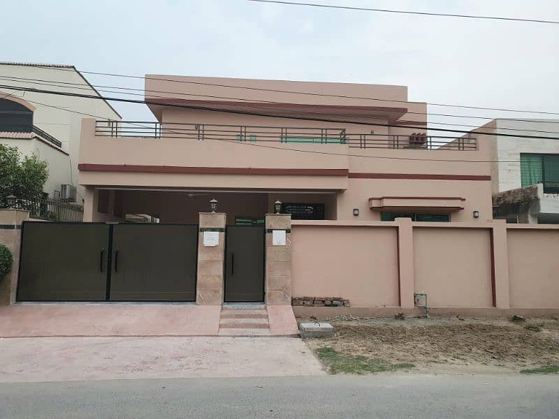 ONE KANAL HOUSE FOR RENT IN DD BLOCK PHASE 4 0