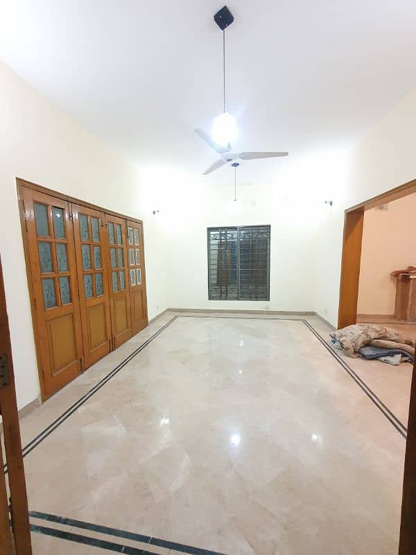 ONE KANAL HOUSE FOR RENT IN DD BLOCK PHASE 4 3