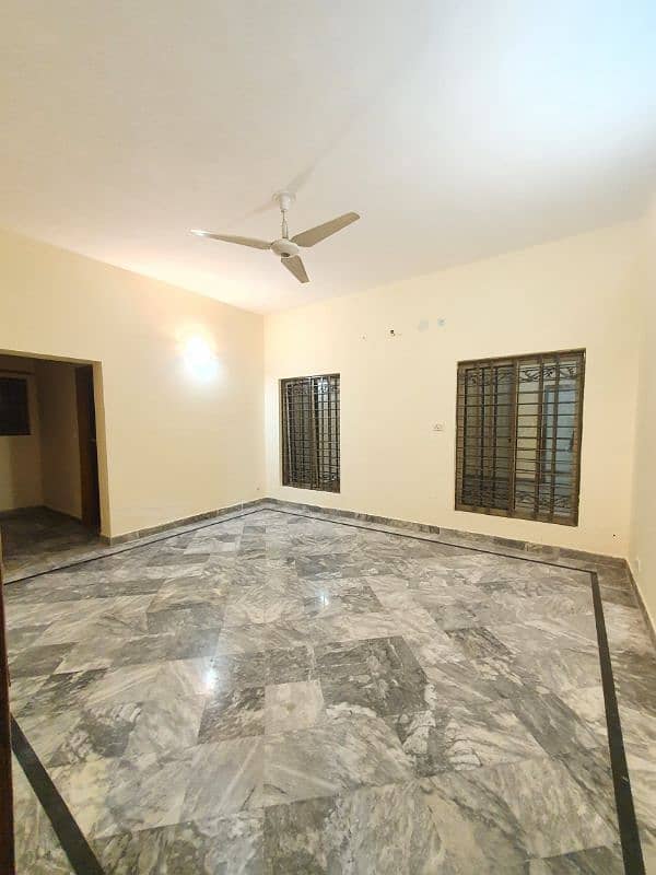 ONE KANAL HOUSE FOR RENT IN DD BLOCK PHASE 4 11