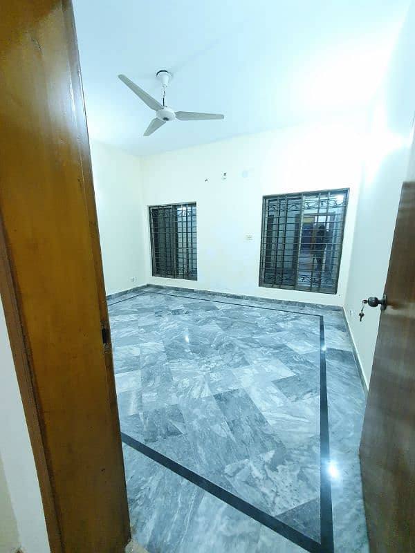 ONE KANAL HOUSE FOR RENT IN DD BLOCK PHASE 4 14