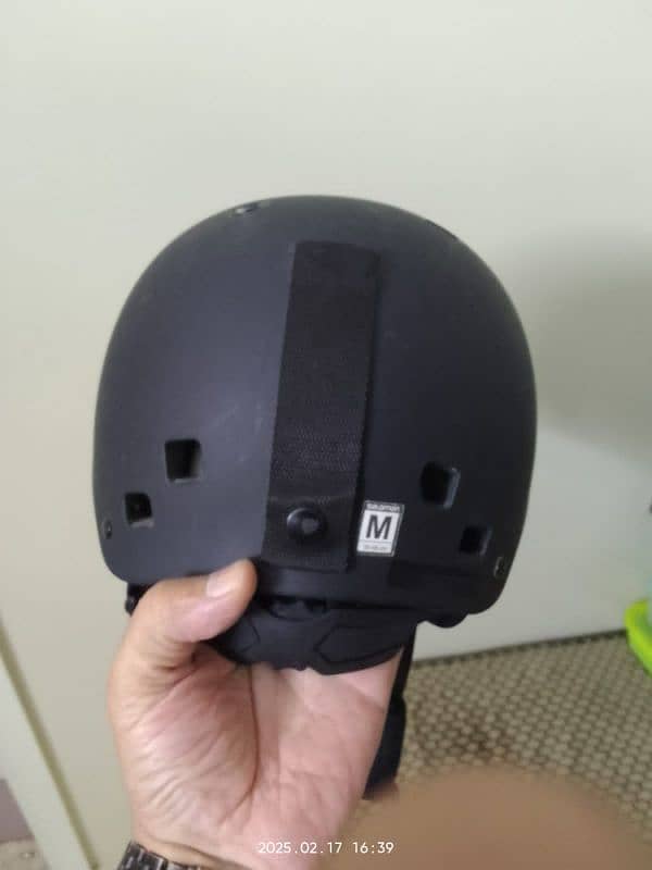 BERN Motorcycle Helmet Size Medium,Imported. 4