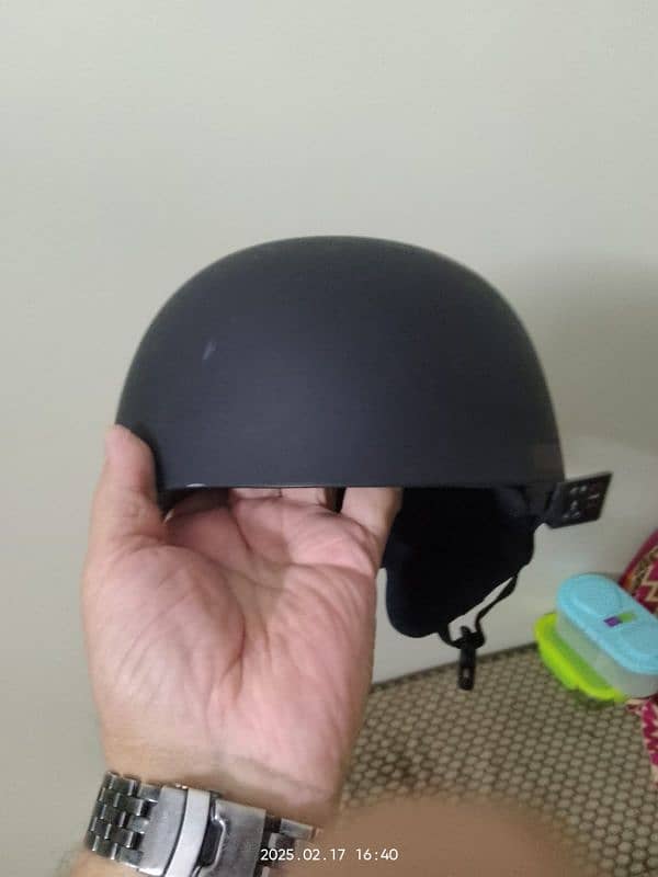 BERN Motorcycle Helmet Size Medium,Imported. 5