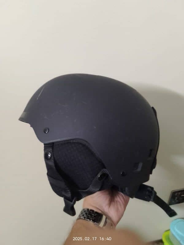 BERN Motorcycle Helmet Size Medium,Imported. 8