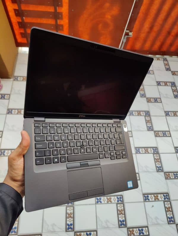 Dell Intel core i7 8th generation 16gb, fingerprint 3