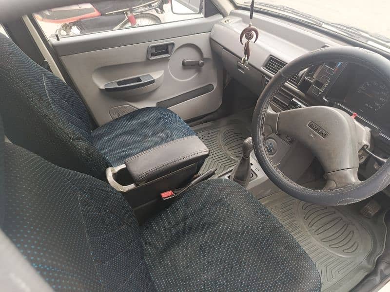 Suzuki Mehran VXR 2013 16
