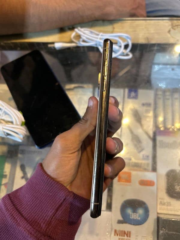 iphone XS Max non pta Gold Color 4