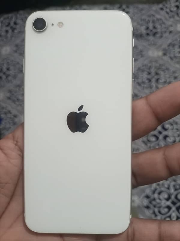 iphone SE  pta approved 1